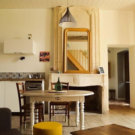 Gite A La Ferme Chaleureux Apartment Civrac-de-Blaye ภายนอก รูปภาพ