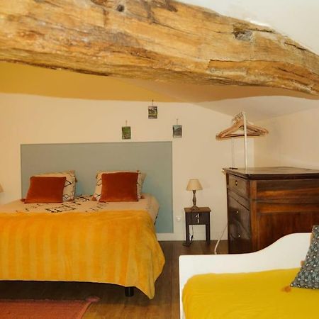 Gite A La Ferme Chaleureux Apartment Civrac-de-Blaye ภายนอก รูปภาพ